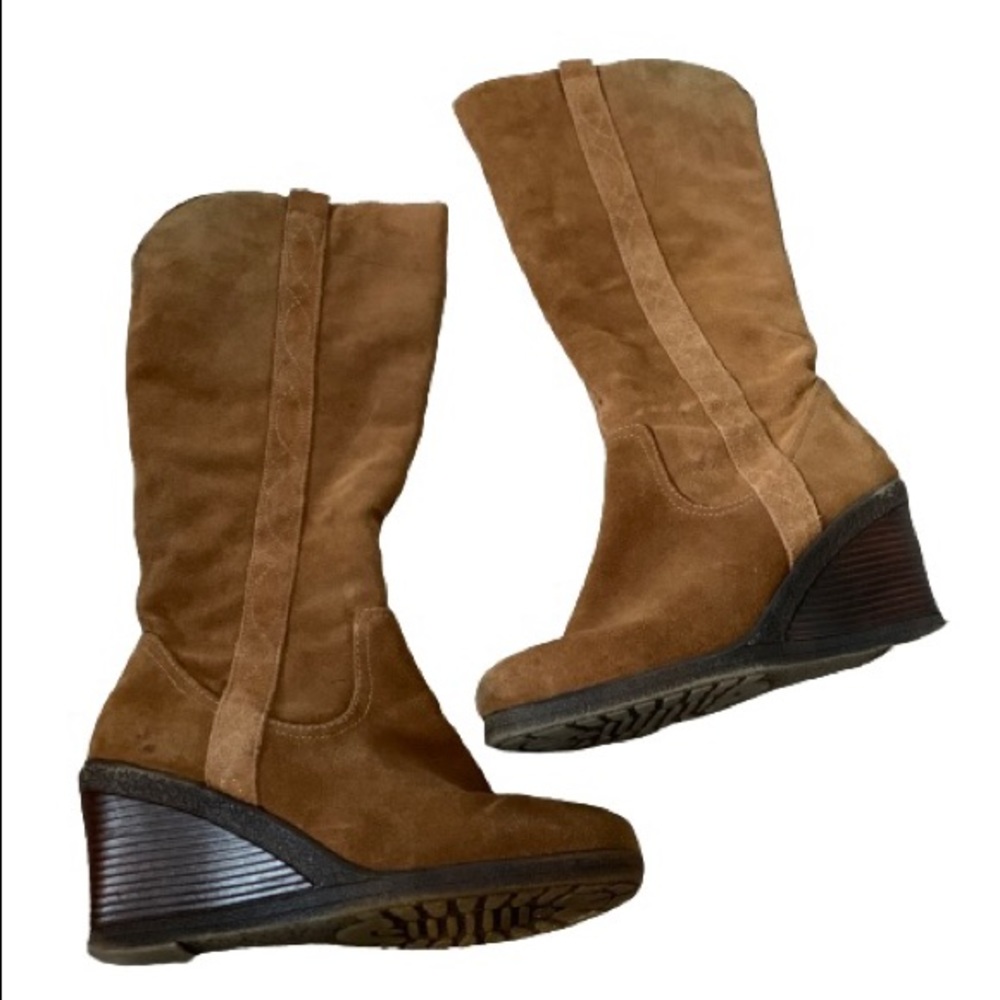 White Mountain Tan Suede Wedge Tall Boots Sz 8